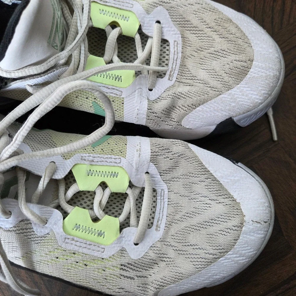 Nike Giannis White Immortality 2 Mens size 8 Running Shoes‎ Sneakers